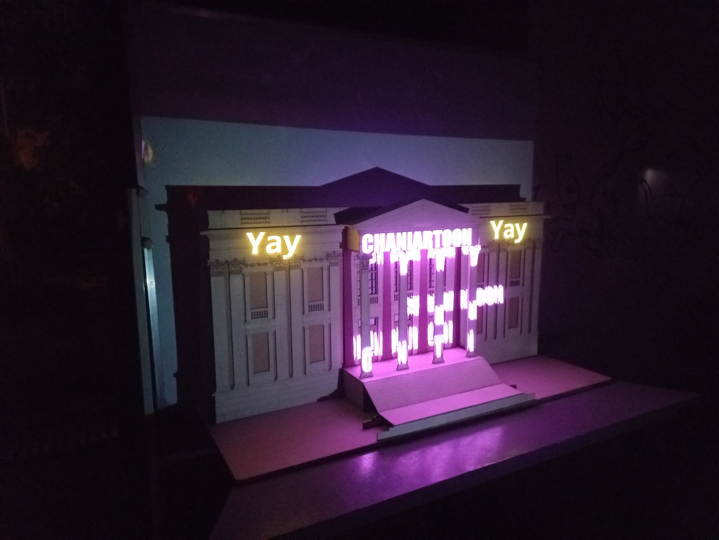 Projection Mapping Masterclass &mu;&epsilon; &tau;&eta;&nu; &Nu;&epsilon;&phi;έ&lambda;&eta; &Mu;&alpha;&nu;&omicron;&upsilon;&delta;ά&kappa;&eta; &kappa;&alpha;&iota; &tau;&omicron;&nu; &Iota;ά&sigma;&omega;&nu;&alpha; &Pi;&alpha;&tau;&epsilon;&rho;ά&kappa;&eta;